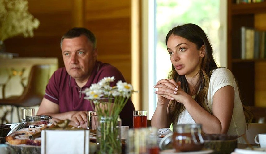 Глава Ростуризма Зарина Догузова станет тиктокером для продвижения России