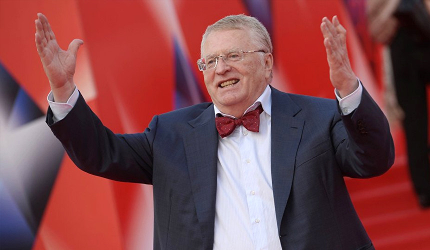 Жириновский: России нужен только один туроператор